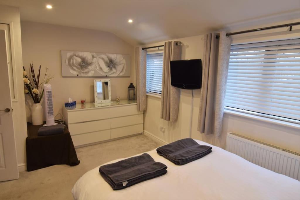 Mikes At Menai - Stylish & Spacious 3 Bed House In Menai Bridge. Exterior foto